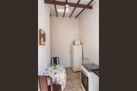 Cozinha de kitnet/studio para alugar com 1 quarto, 23m² em Jardim Santa Lúcia, Campinas