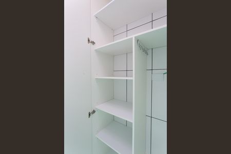 Studio para alugar com 40m², 1 quarto e 1 vaga Studio para alugar com 40m², 1 quarto e 1 vagaÁrea de Serviço - Armário