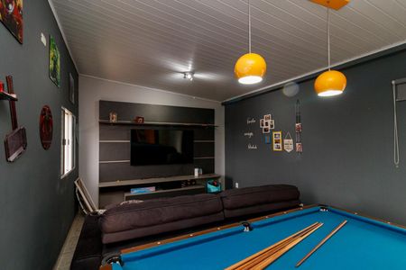 Casa de condomínio à venda com 140m², 3 quartos e 2 vagasSala