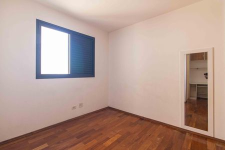 Apartamento para alugar com 128m², 3 quartos e 2 vagas Apartamento para alugar com 128m², 3 quartos e 2 vagasSuíte 1