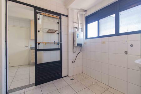 Apartamento para alugar com 128m², 3 quartos e 2 vagas Apartamento para alugar com 128m², 3 quartos e 2 vagasÁrea de Serviço