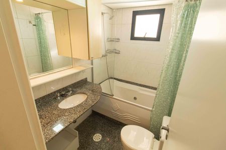 Apartamento para alugar com 128m², 3 quartos e 2 vagas Apartamento para alugar com 128m², 3 quartos e 2 vagasBanheiro da Suíte 3