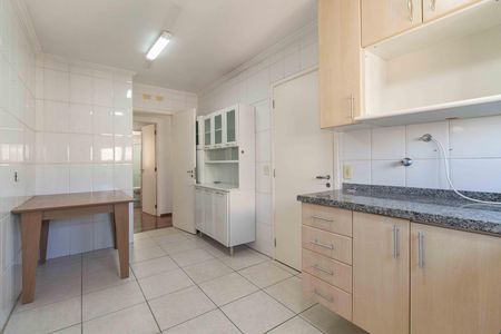 Apartamento para alugar com 128m², 3 quartos e 2 vagas Apartamento para alugar com 128m², 3 quartos e 2 vagasCozinha