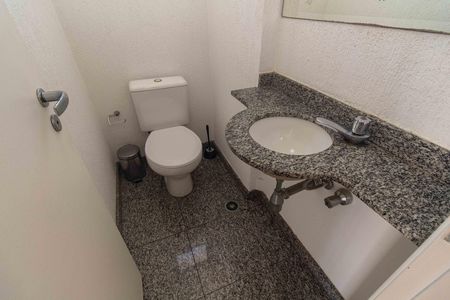 Apartamento para alugar com 128m², 3 quartos e 2 vagas Apartamento para alugar com 128m², 3 quartos e 2 vagasLavabo