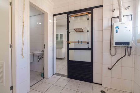 Apartamento para alugar com 128m², 3 quartos e 2 vagas Apartamento para alugar com 128m², 3 quartos e 2 vagasÁrea de Serviço
