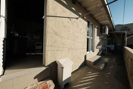 Casa para alugar com 110m², 2 quartos e sem vagaÁrea de Serviço