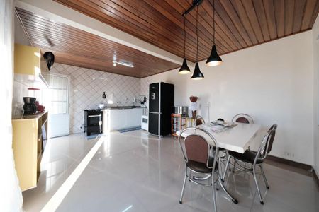Casa para alugar com 110m², 2 quartos e sem vagaSala/Cozinha