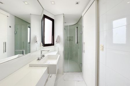 Apartamento para alugar com 57m², 1 quarto e 2 vagasBanheiro da Suíte