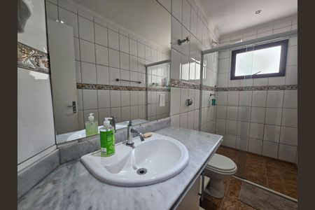 Apartamento para alugar com 145m², 2 quartos e 2 vagas Apartamento para alugar com 145m², 2 quartos e 2 vagasBanheiro da Suíte