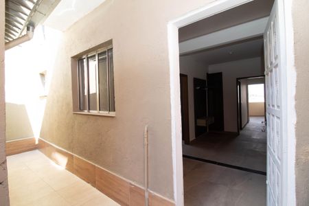 Casa para alugar com 60m², 2 quartos e sem vagaHall de entrada