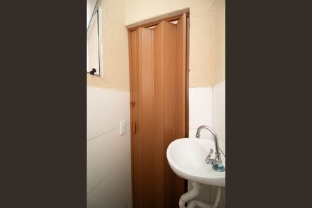 Casa para alugar com 60m², 2 quartos e sem vagaBanheiro Social