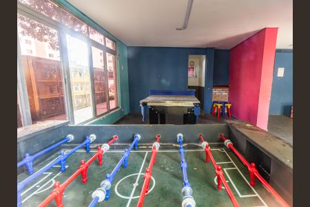 Apartamento para alugar com 48m², 2 quartos e 1 vaga Apartamento para alugar com 48m², 2 quartos e 1 vagaÁrea comum - Salão de jogos