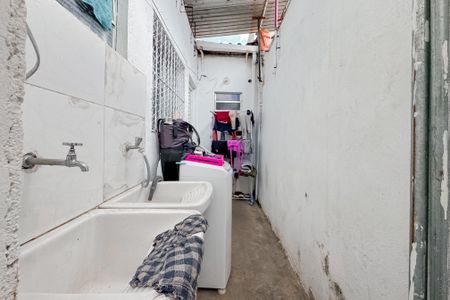 Casa para alugar com 30m², 1 quarto e sem vagaÁrea Comum - Lavanderia