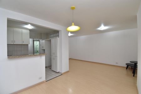 Sala de apartamento para alugar com 3 quartos, 100m² em Centro, Curitiba