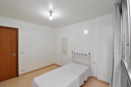 Apartamento para alugar com 100m², 3 quartos e 1 vagaQuarto 2