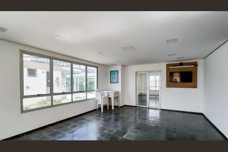Apartamento à venda com 56m², 2 quartos e 1 vaga Apartamento à venda com 56m², 2 quartos e 1 vagaÁrea comum - Salão de Festas
