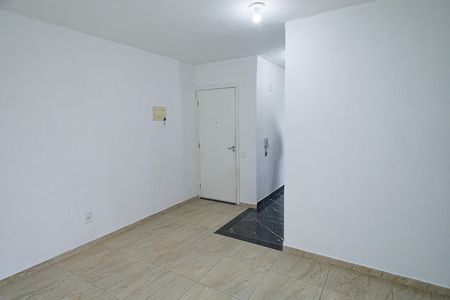 Sala de apartamento para alugar com 2 quartos, 42m² em Campo Grande, Rio de Janeiro