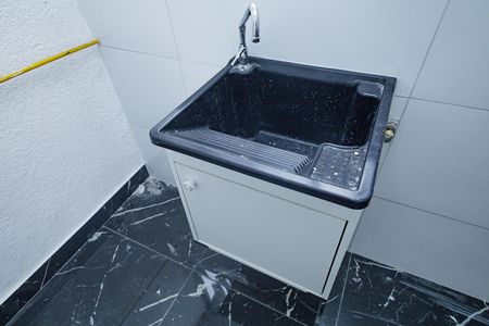Área de Serviço de apartamento para alugar com 2 quartos, 42m² em Campo Grande, Rio de Janeiro