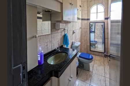 Casa para alugar com 244m², 1 quarto e sem vagaBanheiro social