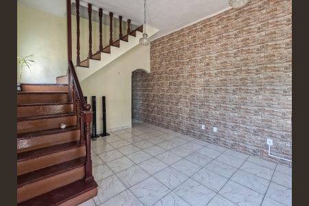 Sala de casa para alugar com 1 quarto, 244m² em Vila Palmeiras, São Paulo