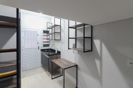 Sala/Cozinha de apartamento para alugar com 1 quarto, 14m² em Vila Medeiros, São Paulo