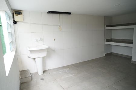 Casa à venda com 130m², 3 quartos e 2 vagasÁrea de Serviço