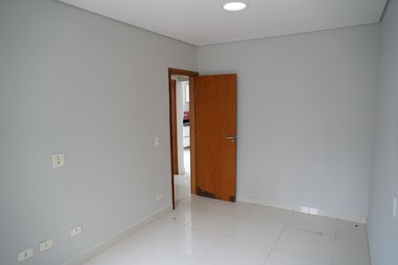 Casa à venda com 130m², 3 quartos e 2 vagasQuarto 2