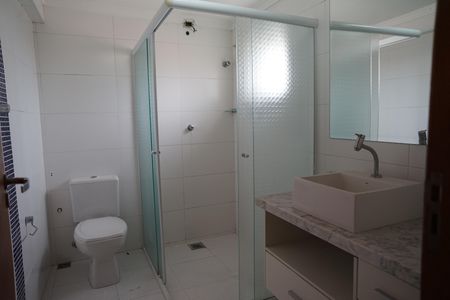 Casa à venda com 130m², 3 quartos e 2 vagasBanheiro Social