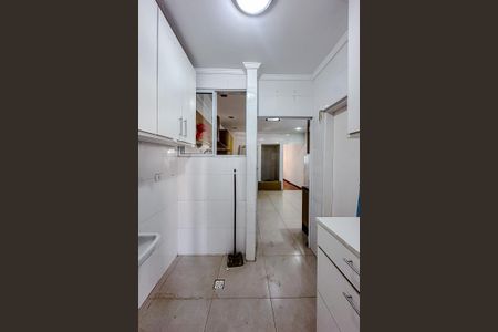 Casa para alugar com 230m², 2 quartos e 2 vagasÁrea de Serviço