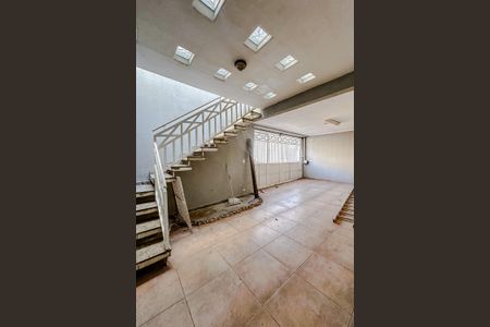 Casa para alugar com 230m², 2 quartos e 2 vagasGaragem