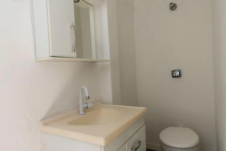 Casa para alugar com 120m², 2 quartos e sem vagaBanheiro