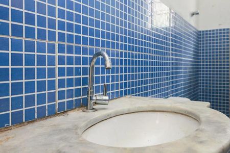 Banheiro de casa para alugar com 1 quarto, 52m² em Batistini, São Bernardo do Campo