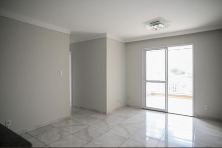 Apartamento à venda com 69m², 3 quartos e 1 vaga Apartamento à venda com 69m², 3 quartos e 1 vagaSala