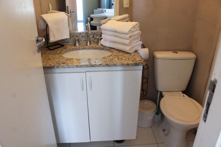 Apartamento à venda com 43m², 1 quarto e 1 vaga Apartamento à venda com 43m², 1 quarto e 1 vagaBanheiro Social