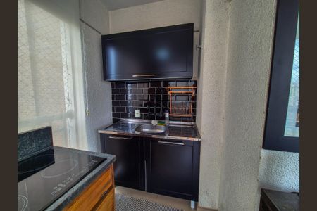 Apartamento à venda com 43m², 1 quarto e 1 vaga Apartamento à venda com 43m², 1 quarto e 1 vagaStudio