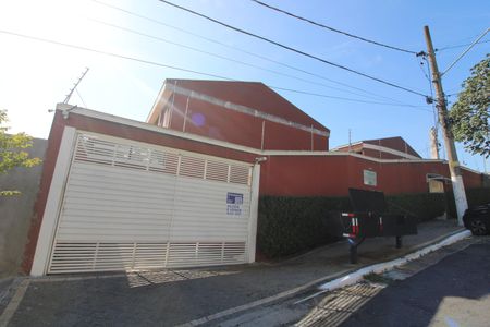 Casa de condomínio à venda com 90m², 2 quartos e 2 vagasFachada
