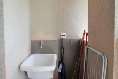 Apartamento à venda com 35m², 1 quarto e 1 vaga Apartamento à venda com 35m², 1 quarto e 1 vagaVaranda