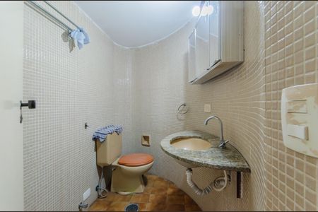 Banheiro de apartamento à venda com 1 quarto, 36m² em Liberdade, São Paulo