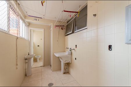 Apartamento para alugar com 130m², 3 quartos e 1 vaga Apartamento para alugar com 130m², 3 quartos e 1 vagaÁrea de Serviço