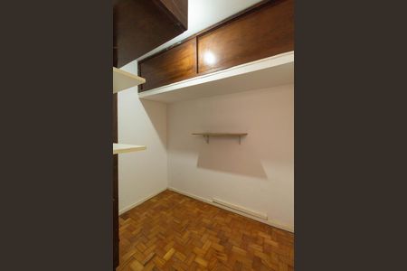 Apartamento à venda com 130m², 3 quartos e 1 vagaÁrea de Serviço