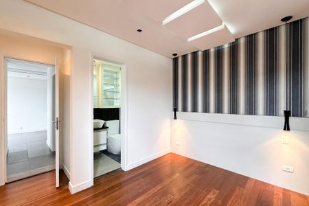 Apartamento à venda com 76m², 3 quartos e 2 vagasSuíte 