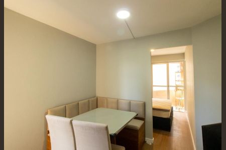 Sala de apartamento para alugar com 1 quarto, 23m² em Bigorrilho, Curitiba