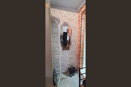 Corredor de kitnet/studio para alugar com 1 quarto, 20m² em Jardim Ivana, São Paulo