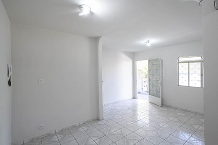 Casa à venda com 5 quartos, 200m² em Alípio de Melo, Belo Horizonte
