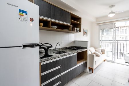 Apartamento para alugar com 32m², 1 quarto e sem vaga Apartamento para alugar com 32m², 1 quarto e sem vagaCozinha e Área de Serviço