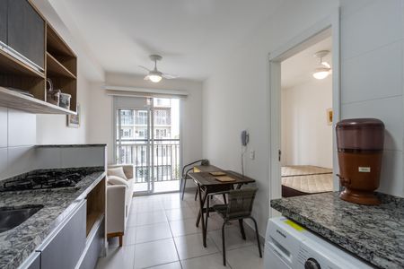 Apartamento para alugar com 32m², 1 quarto e sem vaga Apartamento para alugar com 32m², 1 quarto e sem vagaSala