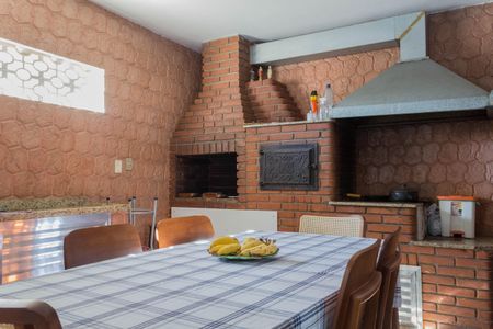 Casa à venda com 145m², 2 quartos e 2 vagas Casa à venda com 145m², 2 quartos e 2 vagasÁrea comum