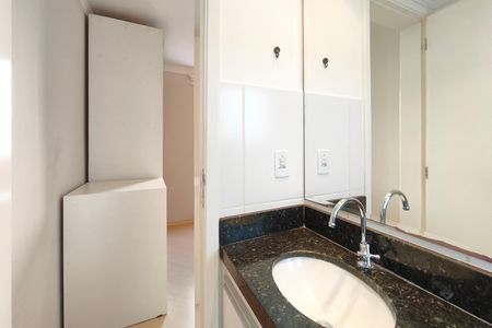 Banheiro Suíte de apartamento para alugar com 3 quartos, 58m² em Jardim Nova Europa, Campinas