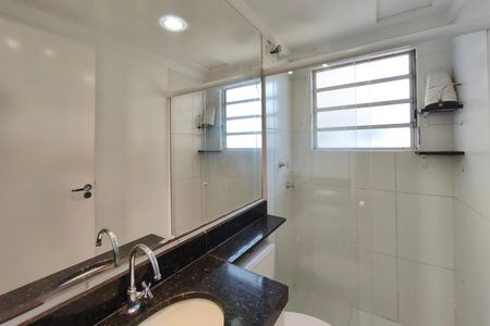 Banheiro Suíte de apartamento para alugar com 3 quartos, 58m² em Jardim Nova Europa, Campinas