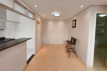 Sala de apartamento para alugar com 3 quartos, 58m² em Jardim Nova Europa, Campinas
